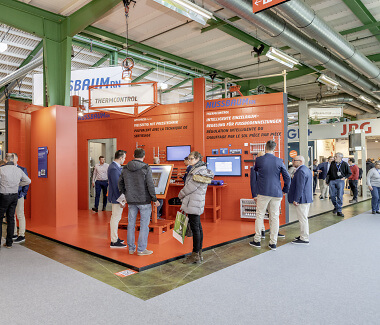 Nussbaum an der Swissbau15