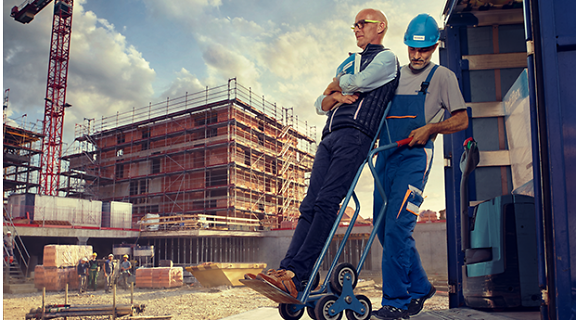 Nussbaum auf der Baustelle