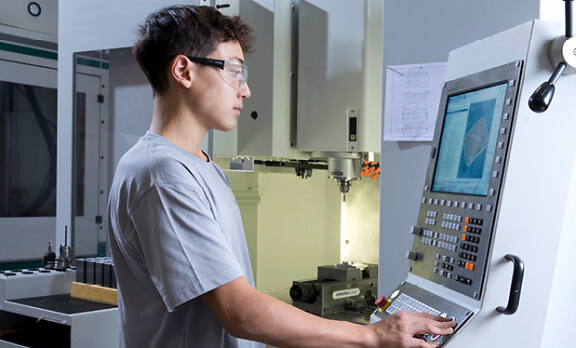 Polymechaniker 619x405